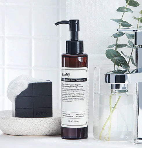 Dear Klairs Gentle Black Deep Cleansing Oil k-beauty