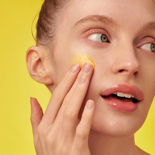 EQQUALBERRY Vitamin Illuminating Serum