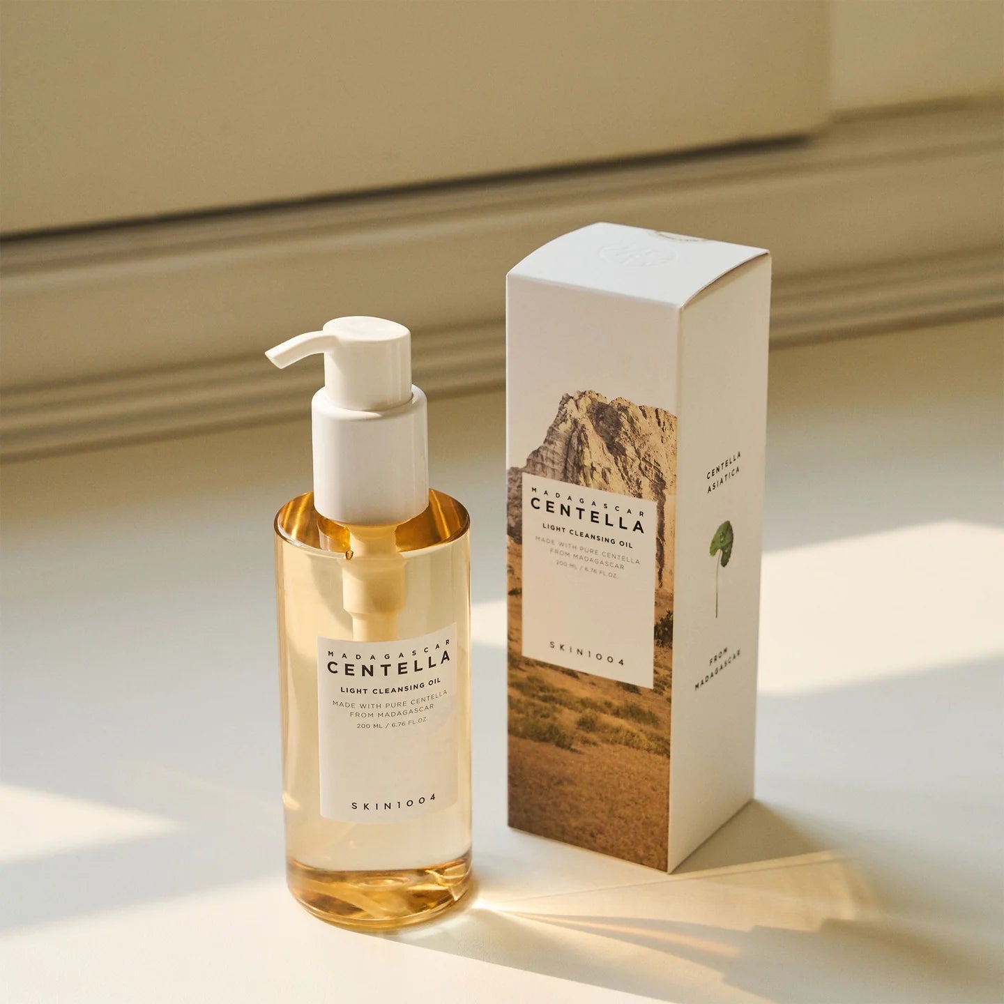 SKIN 1004 - Madagascar Centella Light Cleansing Oil 200ml - Coree Beauty